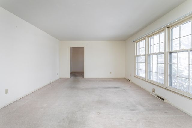 811 HULEN DR, Columbia, MO 65203