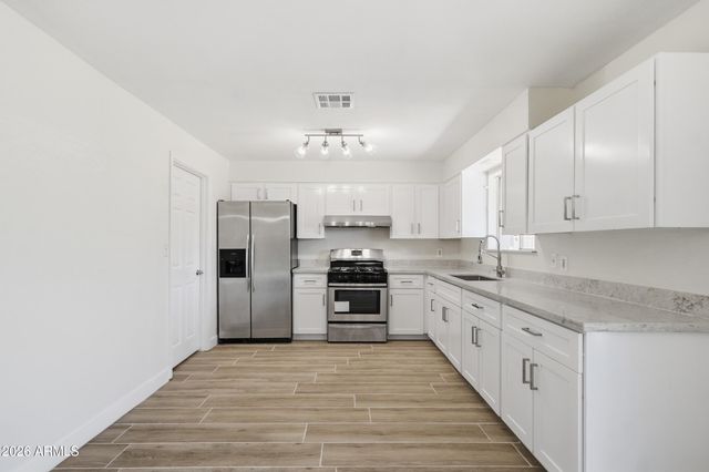 2031 N 55TH Avenue, Phoenix, AZ 85035