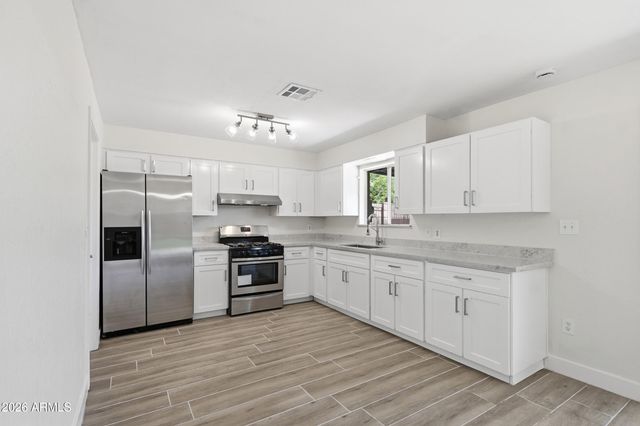 2031 N 55TH Avenue, Phoenix, AZ 85035