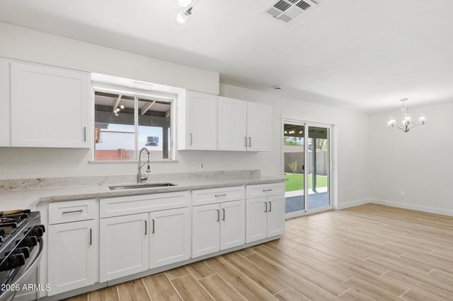 2031 N 55TH Avenue, Phoenix, AZ 85035
