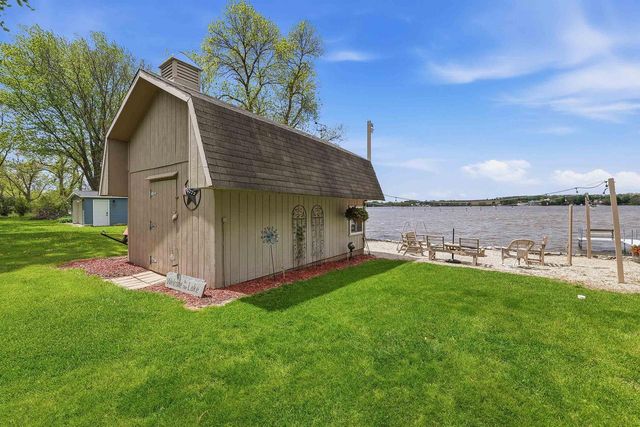 W10968 Glen Drive, Beaver Dam, WI 53916