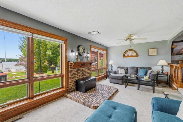 W10968 Glen Drive, Beaver Dam, WI 53916