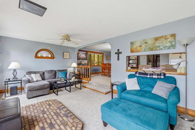 W10968 Glen Drive, Beaver Dam, WI 53916