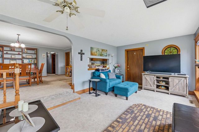 W10968 Glen Drive, Beaver Dam, WI 53916