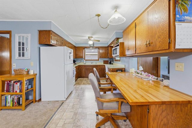 W10968 Glen Drive, Beaver Dam, WI 53916