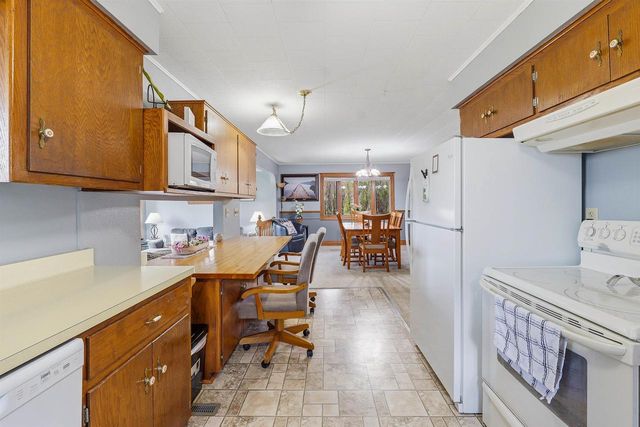 W10968 Glen Drive, Beaver Dam, WI 53916