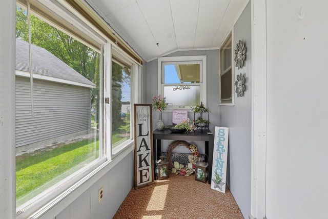 W10968 Glen Drive, Beaver Dam, WI 53916