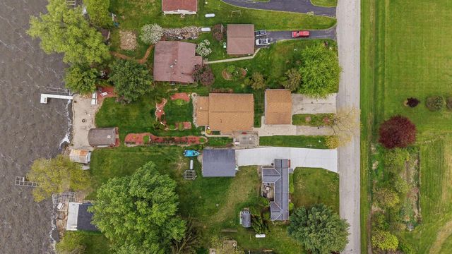 W10968 Glen Drive, Beaver Dam, WI 53916