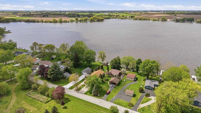 W10968 Glen Drive, Beaver Dam, WI 53916