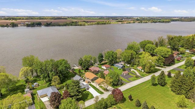 W10968 Glen Drive, Beaver Dam, WI 53916