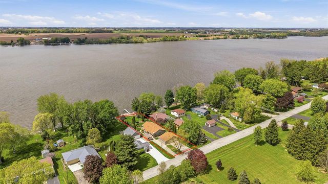 W10968 Glen Drive, Beaver Dam, WI 53916