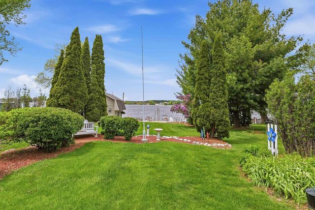 W10968 Glen Drive, Beaver Dam, WI 53916