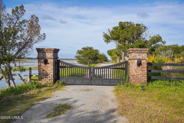 200 Little Horse Island Road, St. Helena Island, SC 29920