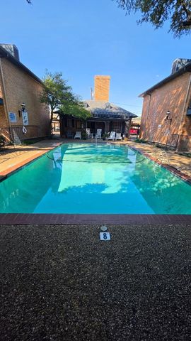 6023 E University Boulevard 204, Dallas, TX 75206