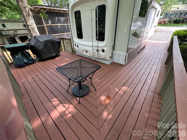 114 Oak Street, New London, NC 28127
