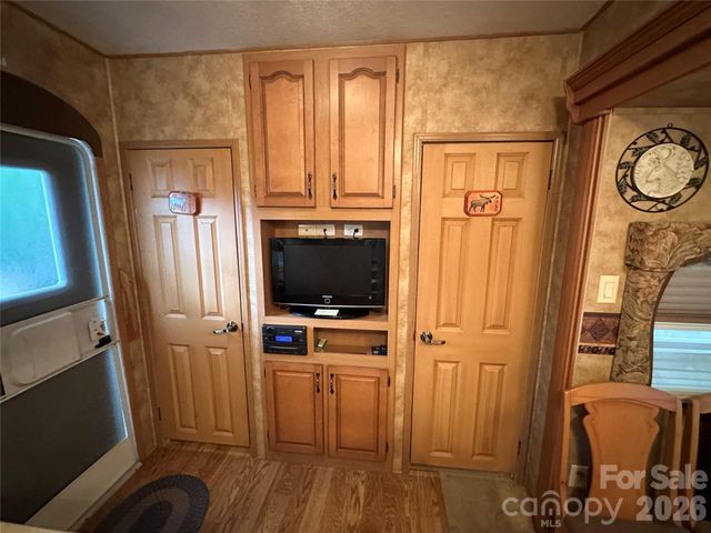 114 Oak Street, New London, NC 28127