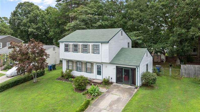 962 Red Oak CIR, Newport News, VA 23608