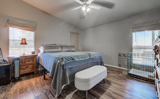 4112 BOB WIRE RD, Spicewood, TX 78669