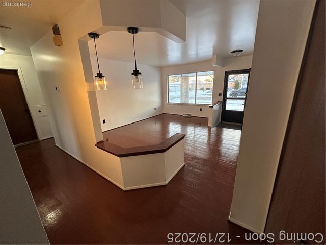 2995 Groves Drive, Sterling Heights, MI 48310