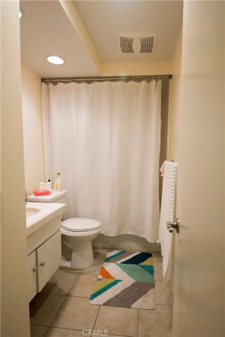 2474 Rue De Cannes, Costa Mesa, CA 92627