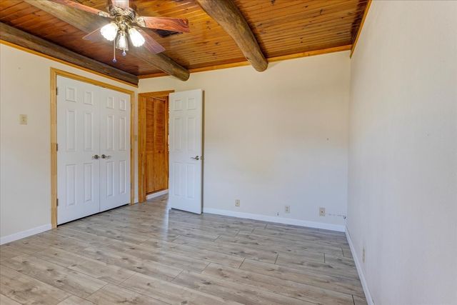 21 Chaparral Estates Drive, Denison, TX 75021