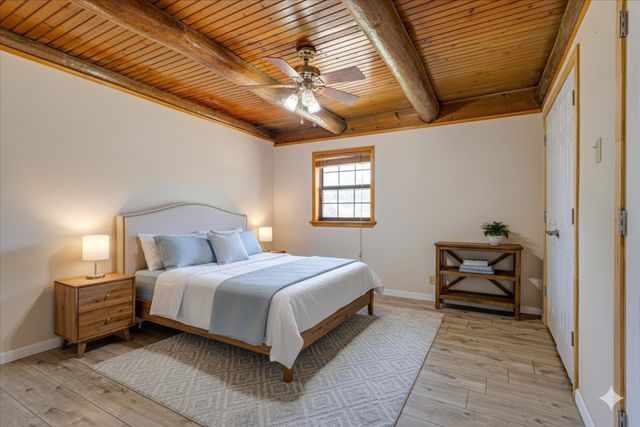 21 Chaparral Estates Drive, Denison, TX 75021