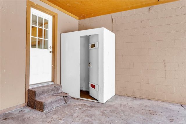 21 Chaparral Estates Drive, Denison, TX 75021