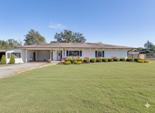 21 Chaparral Estates Drive, Denison, TX 75021