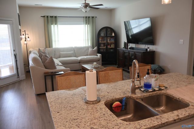 104 Saylor Rose Drive, New Market, AL 35761