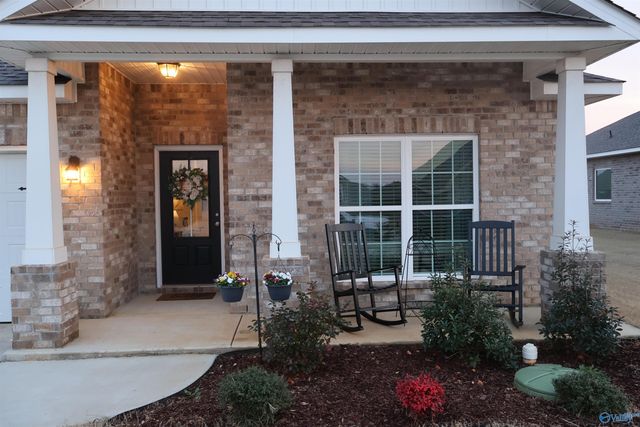 104 Saylor Rose Drive, New Market, AL 35761