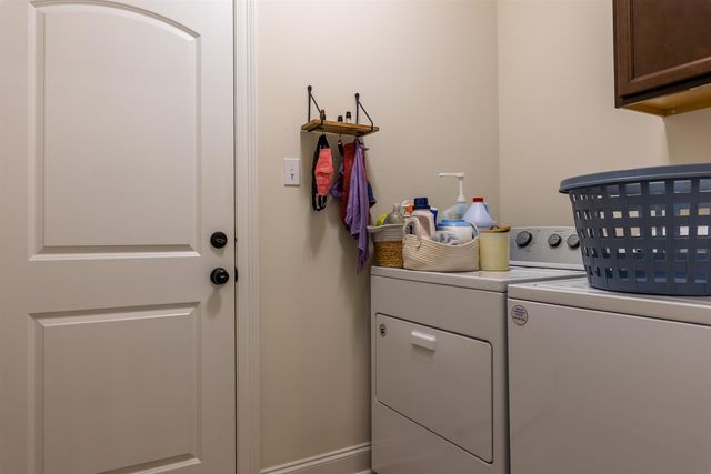 247 Highland Oaks Ave, Gray, LA 70359