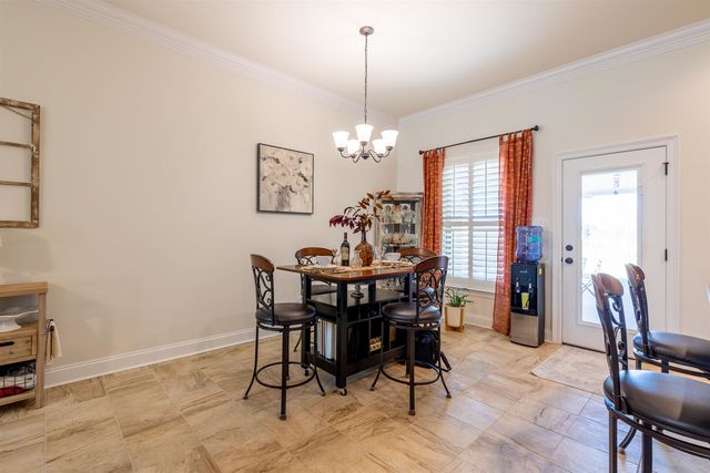 247 Highland Oaks Ave, Gray, LA 70359