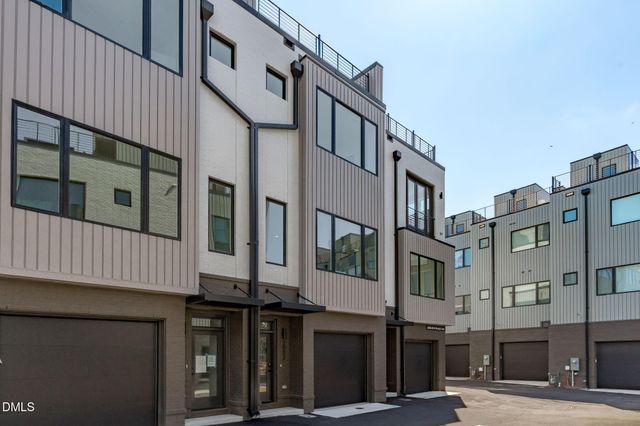 2000 Moody Lane, Durham, NC 27701