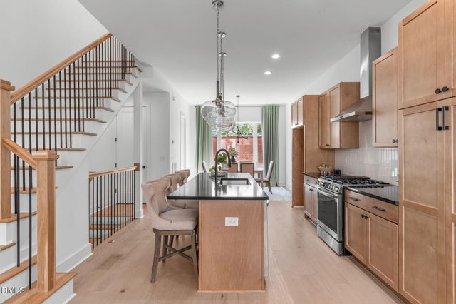 2000 Moody Lane, Durham, NC 27701