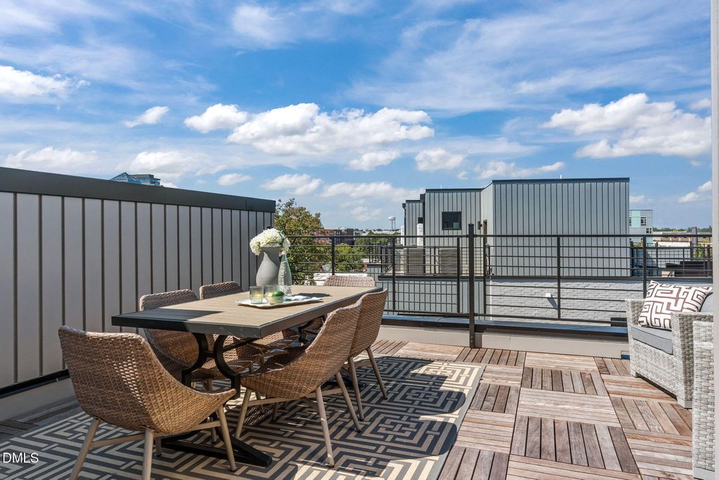 2000 Moody Lane, Durham, NC 27701