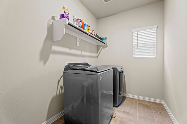 2275 Cliff Springs Drive, Forney, TX 75126