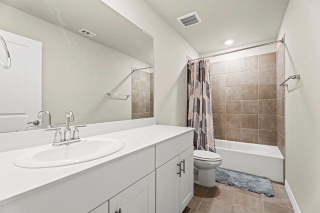 2275 Cliff Springs Drive, Forney, TX 75126