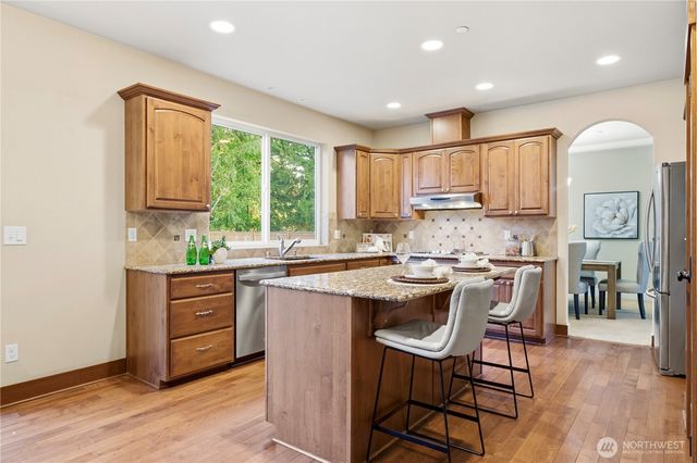 22213 32nd Avenue SE, Bothell, WA 98021