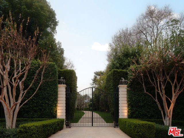 1145 Arden Road, Pasadena, CA 91106