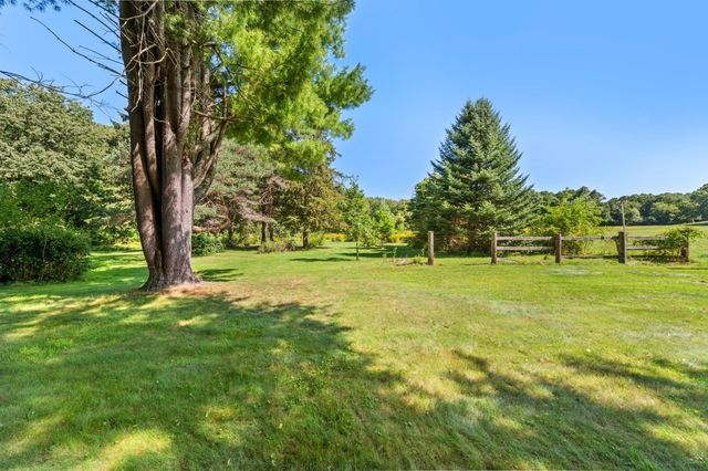 65 Walnut Street, Shrewsbury, MA 01545
