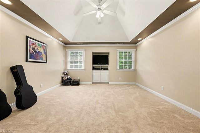 4008 Braddock Road, High Point, NC 27265