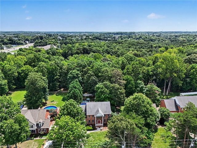 4008 Braddock Road, High Point, NC 27265