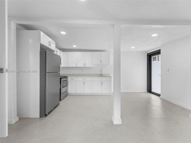 1366 W 29th St 1, Hialeah, FL 33012