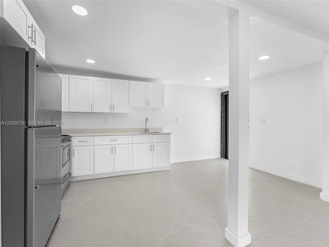 1366 W 29th St 1, Hialeah, FL 33012