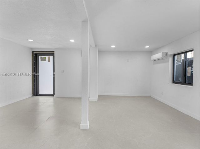 1366 W 29th St 1, Hialeah, FL 33012