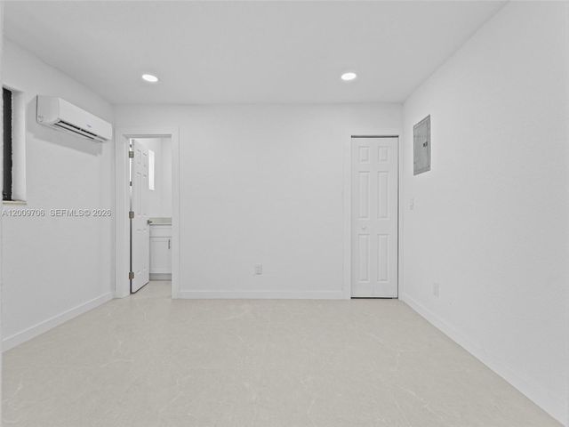 1366 W 29th St 1, Hialeah, FL 33012
