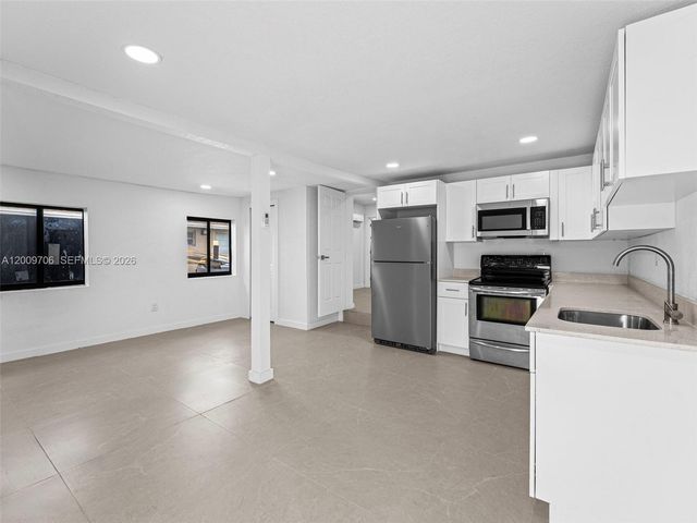 1366 W 29th St 1, Hialeah, FL 33012