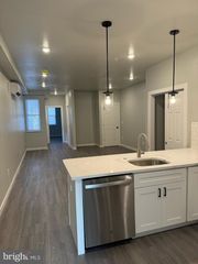 5813 CEDAR AVE, Philadelphia, PA 19143