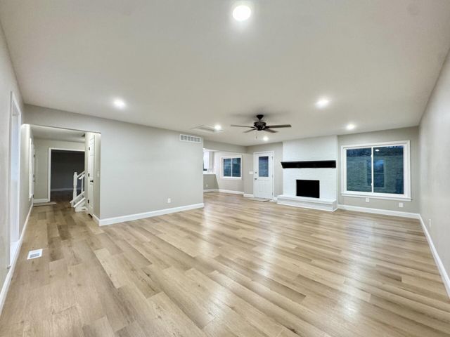 1568 Linden Court, Florence, KY 41042