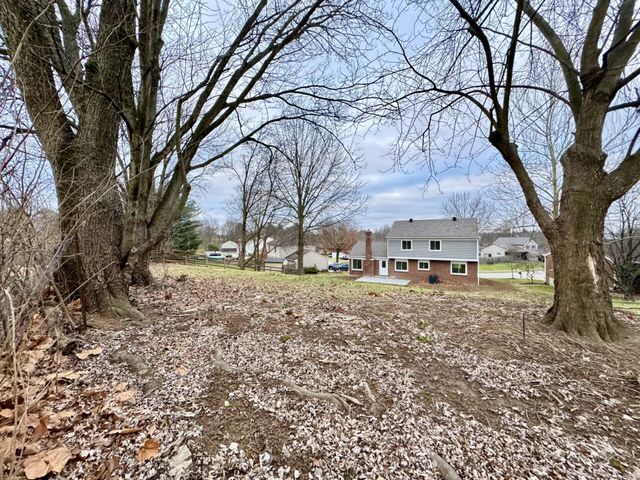 1568 Linden Court, Florence, KY 41042